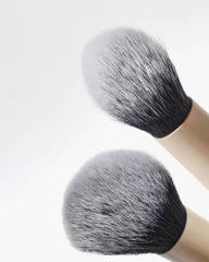COMPLEXION BRUSH
