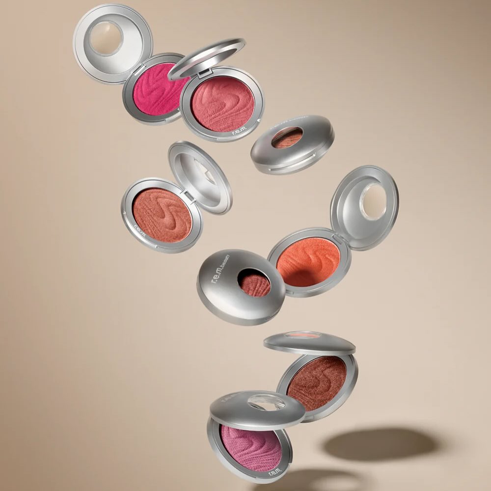 Satin matte blush