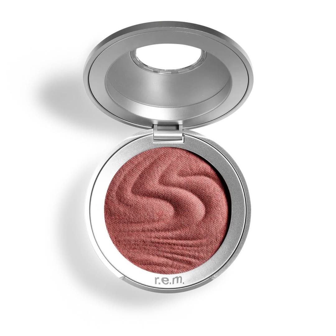 Satin matte blush
